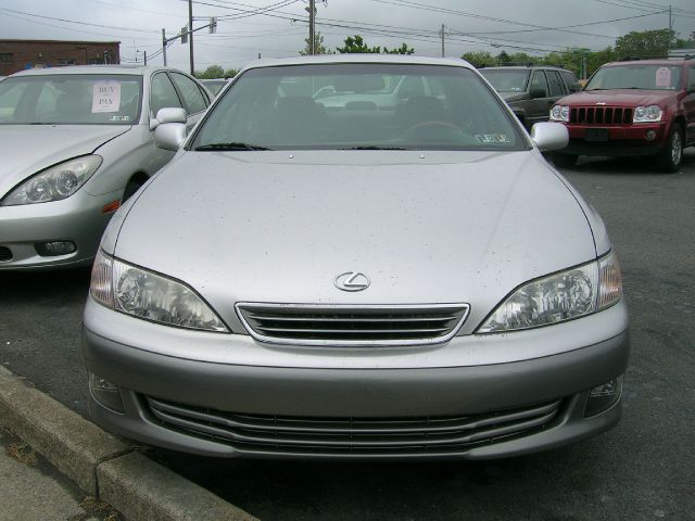 Lexus ES 300 2000 photo 1