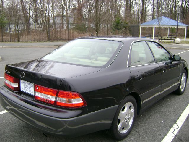 Lexus ES 300 2000 photo 13