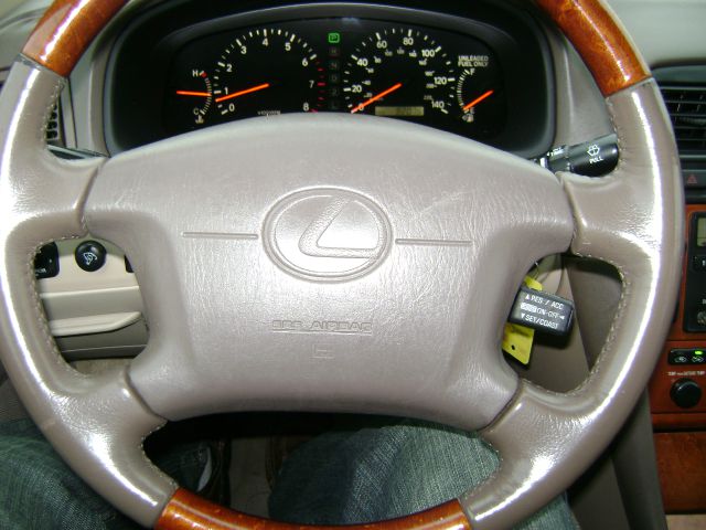 Lexus ES 300 2000 photo 2