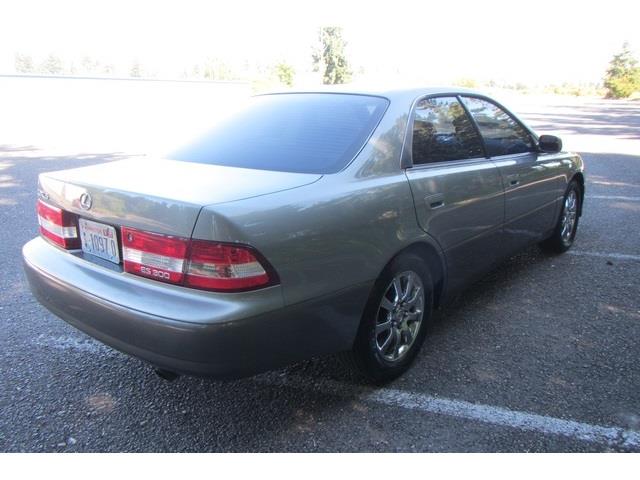 Lexus ES 300 2001 photo 2