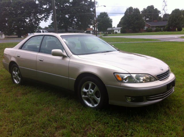 Lexus ES 300 2001 photo 1