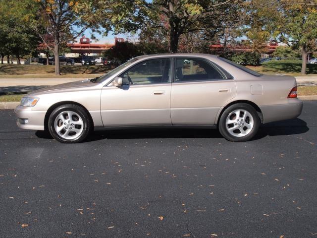 Lexus ES 300 2001 photo 1