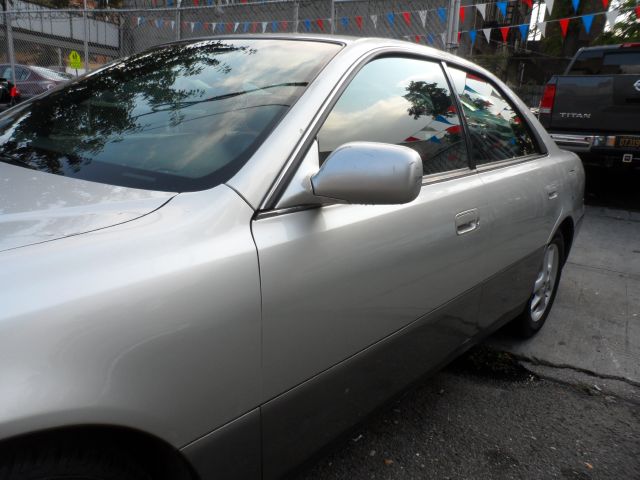 Lexus ES 300 2001 photo 1