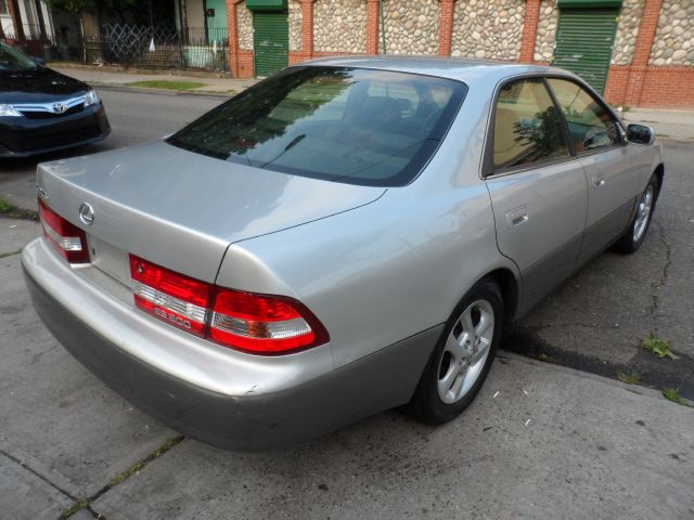 Lexus ES 300 2001 photo 3