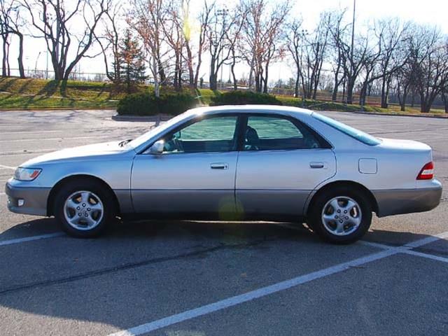 Lexus ES 300 2001 photo 1