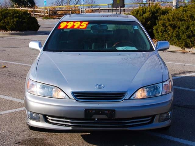 Lexus ES 300 2001 photo 2