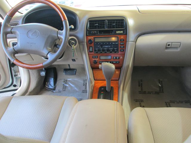 Lexus ES 300 2001 photo 3