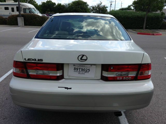 Lexus ES 300 2001 photo 3