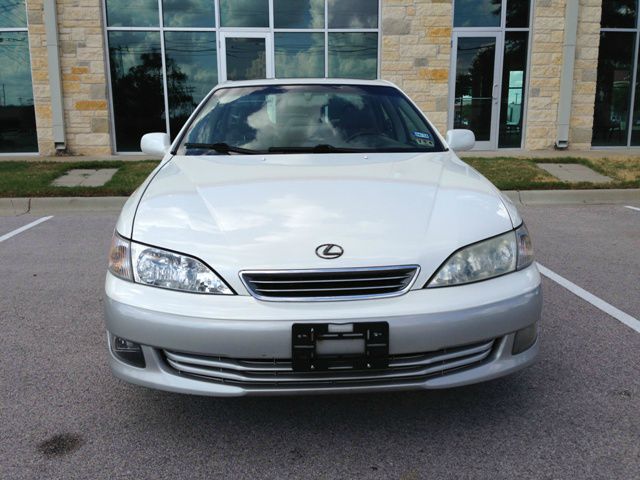 Lexus ES 300 2001 photo 4