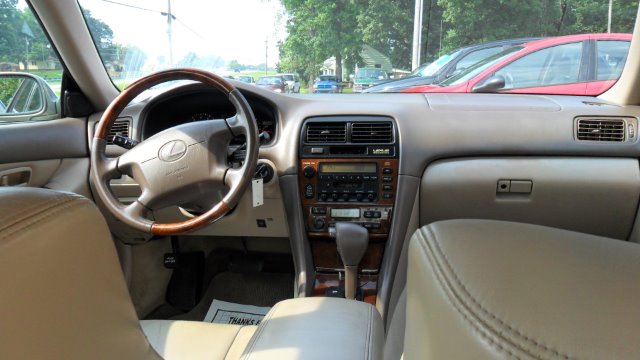 Lexus ES 300 2001 photo 2