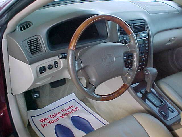 Lexus ES 300 2001 photo 2