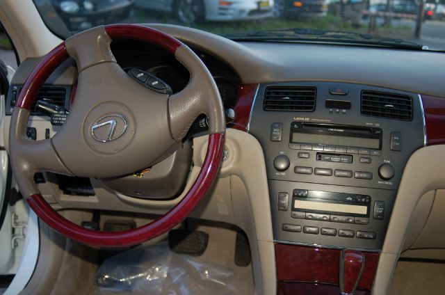 Lexus ES 300 2002 photo 10