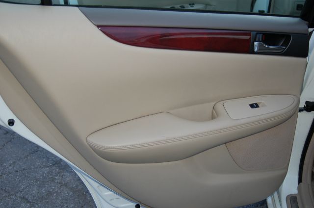 Lexus ES 300 2002 photo 11