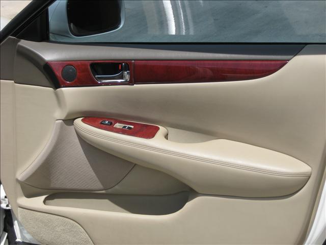 Lexus ES 300 2002 photo 5