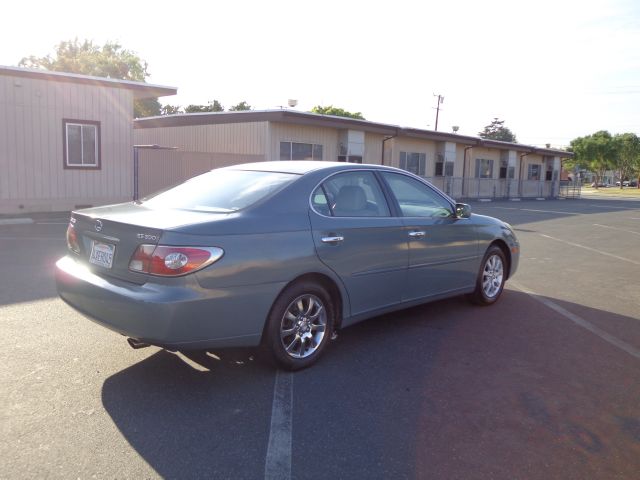 Lexus ES 300 2002 photo 2