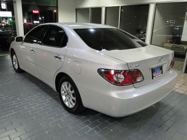 Lexus ES 300 2002 photo 4