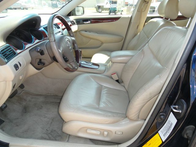 Lexus ES 300 2002 photo 2