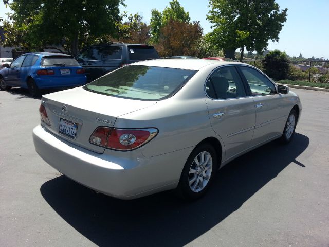 Lexus ES 300 2002 photo 12