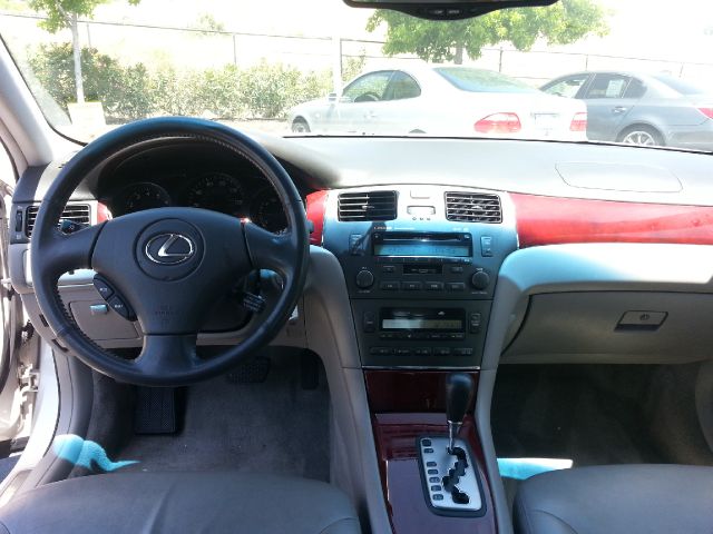 Lexus ES 300 2002 photo 9