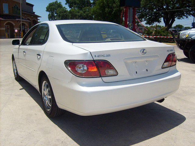 Lexus ES 300 2002 photo 1