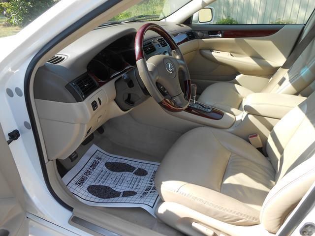 Lexus ES 300 2002 photo 3