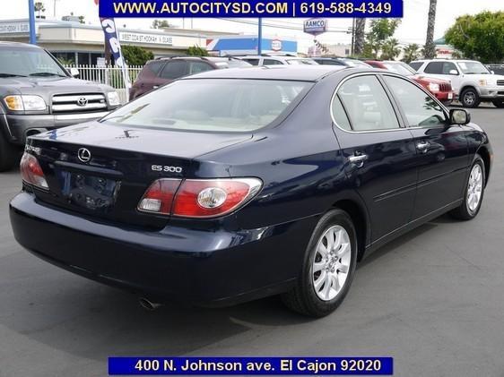 Lexus ES 300 2002 photo 2