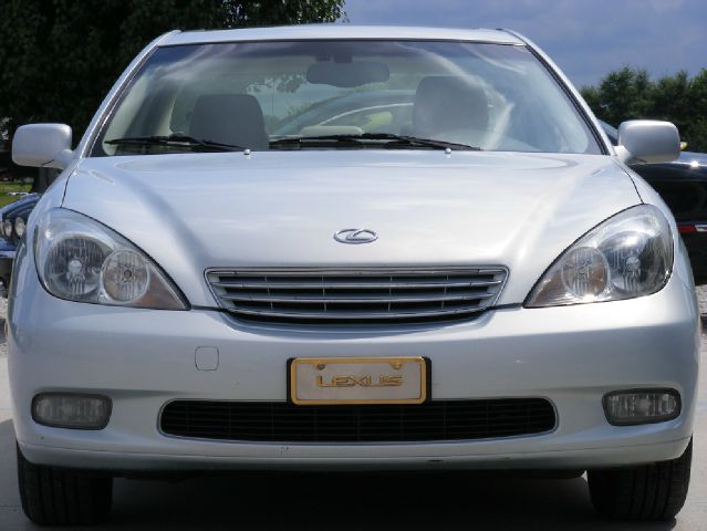 Lexus ES 300 2002 photo 2