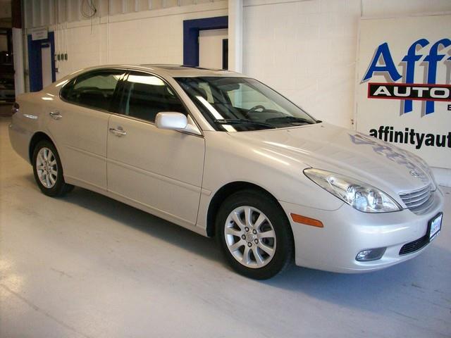 Lexus ES 300 2003 photo 4