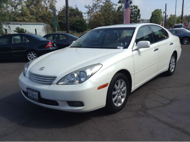 Lexus ES 300 2003 photo 2