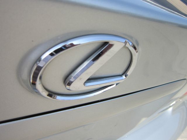 Lexus ES 300 2003 photo 32