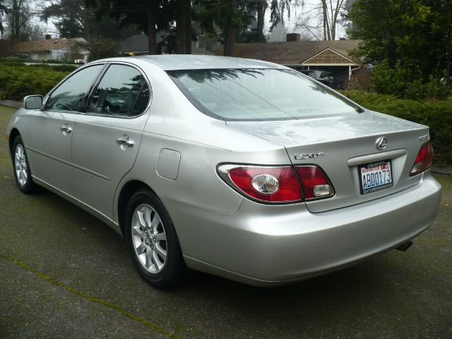 Lexus ES 300 2003 photo 2