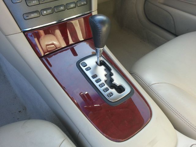 Lexus ES 300 2003 photo 2