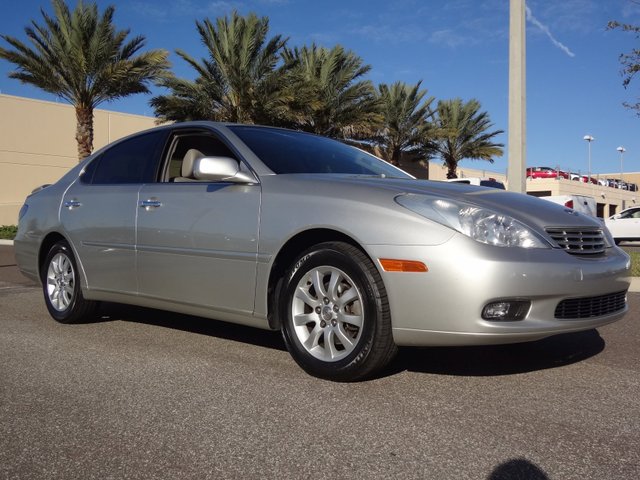 Lexus ES 300 Base Unspecified