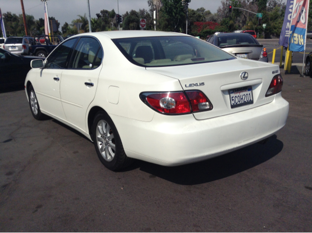 Lexus ES 300 2003 photo 2