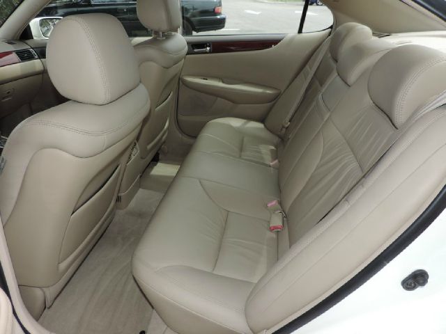 Lexus ES 330 2004 photo 4