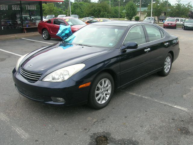 Lexus ES 330 2004 photo 2