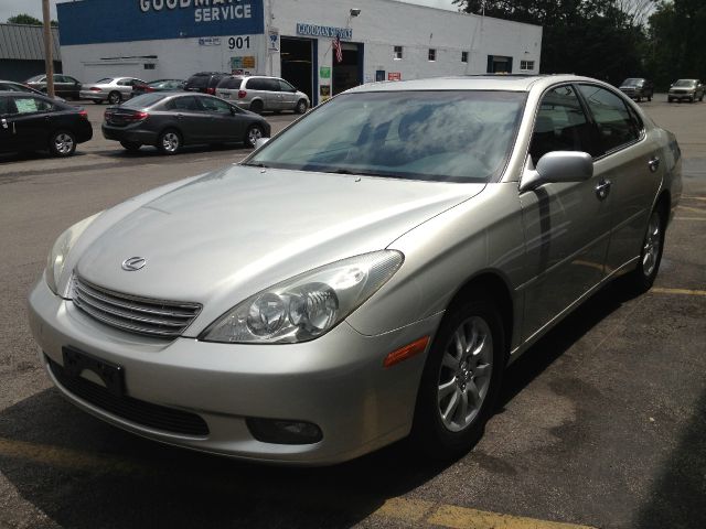 Lexus ES 330 2004 photo 2