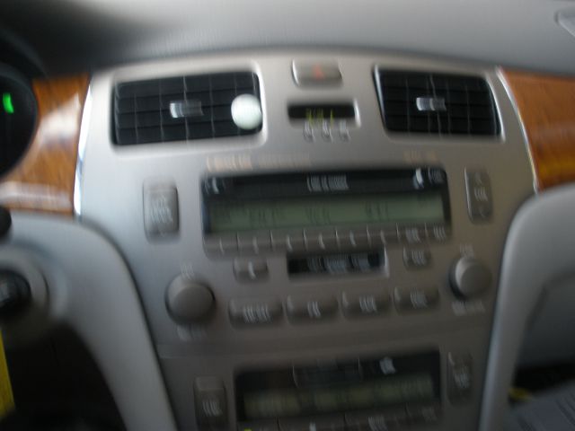 Lexus ES 330 2005 photo 16