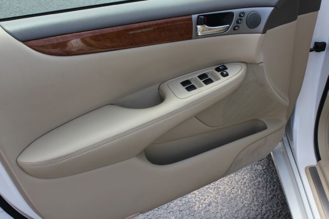 Lexus ES 330 2005 photo 20