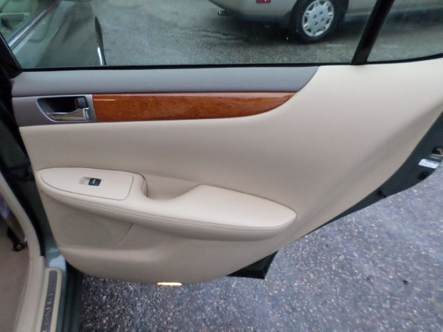 Lexus ES 330 2005 photo 14