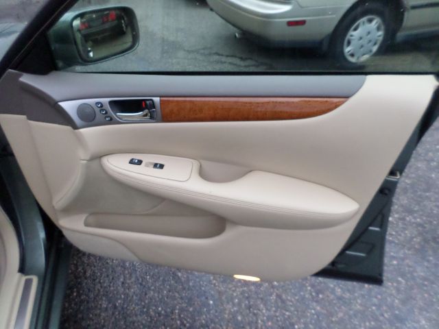 Lexus ES 330 2005 photo 18