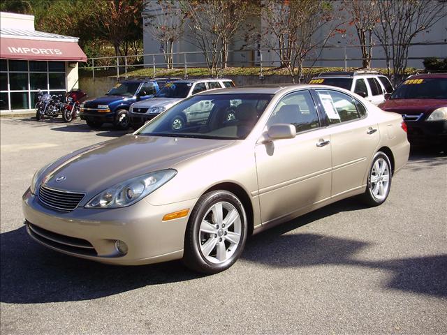 Lexus ES 330 Base Sedan