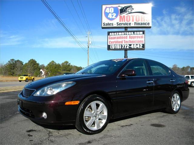 Lexus ES 330 Base Sedan