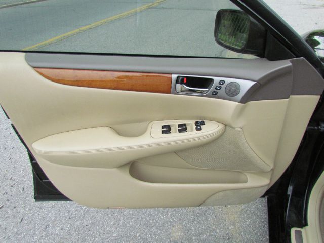 Lexus ES 330 2005 photo 9