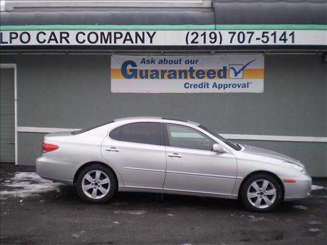 Lexus ES 330 Base Sedan