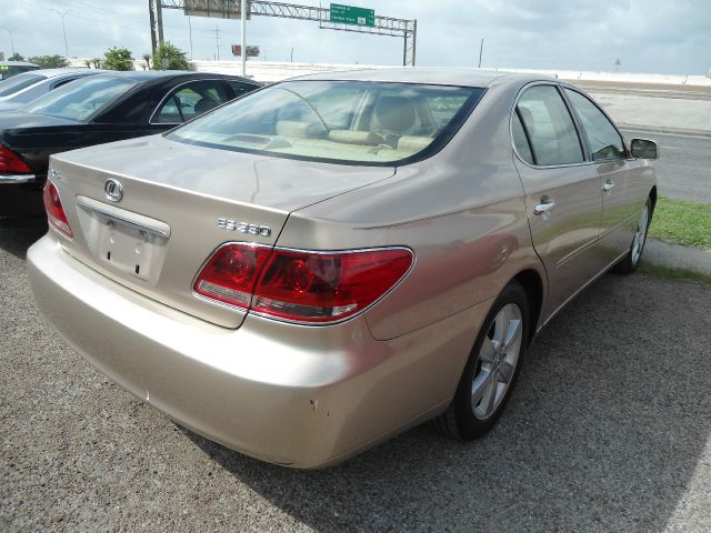 Lexus ES 330 Unknown Sedan