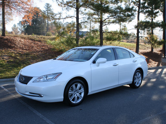 Lexus ES 350 Base Unspecified