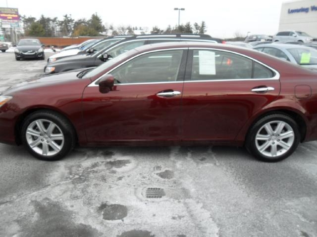 Lexus ES 350 Base Unspecified