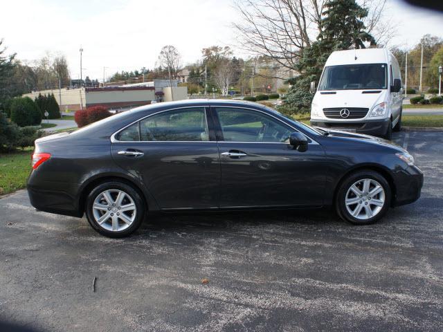 Lexus ES 350 Base Unspecified