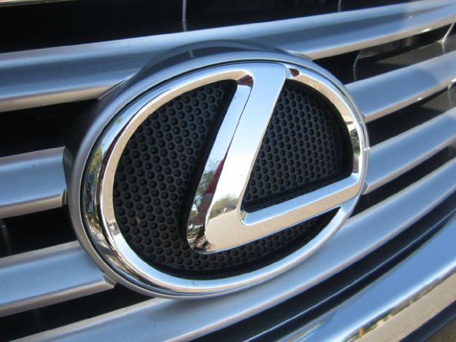 Lexus ES 350 2010 photo 3